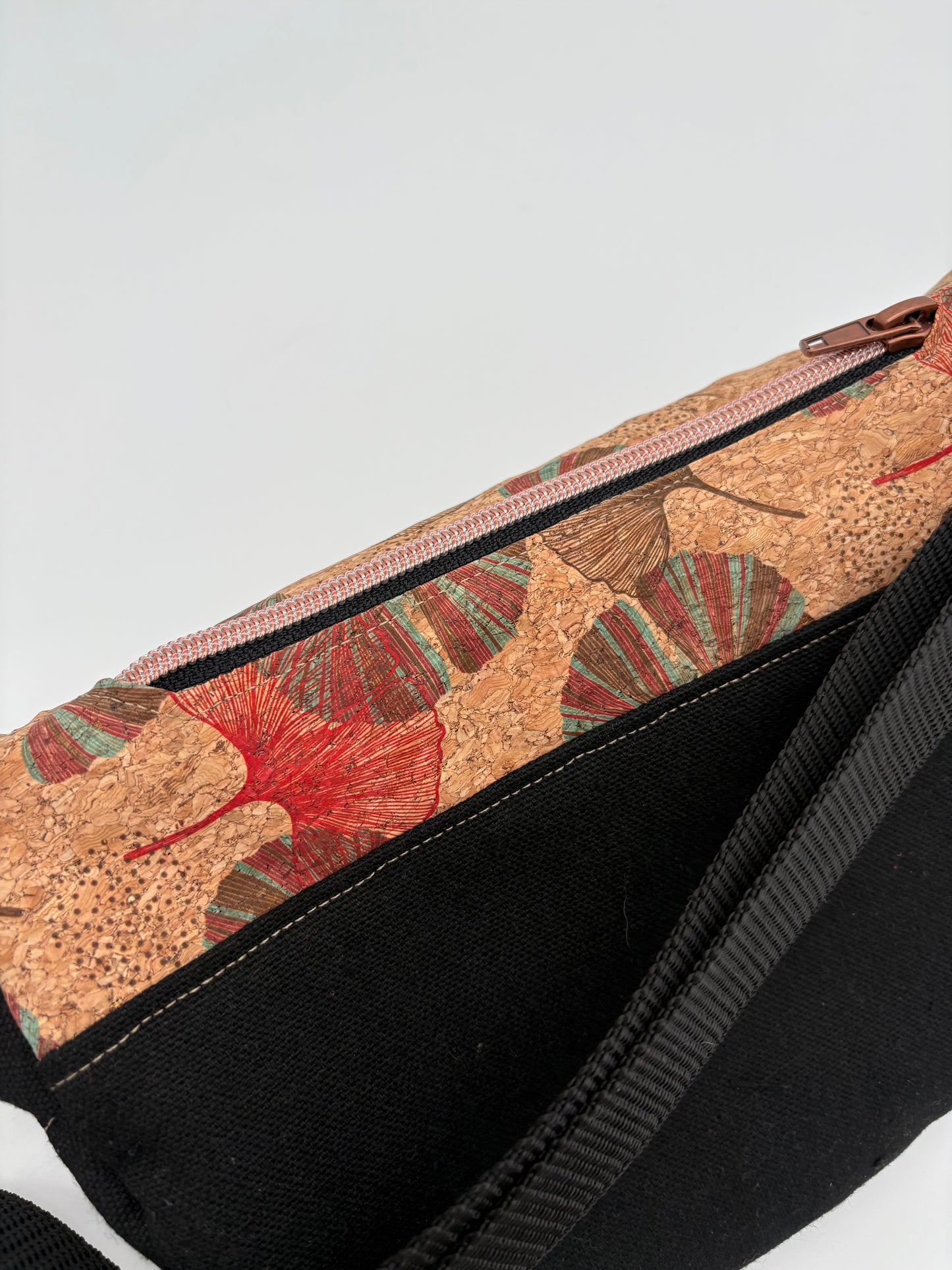 Hipbag- ginkgo Kork