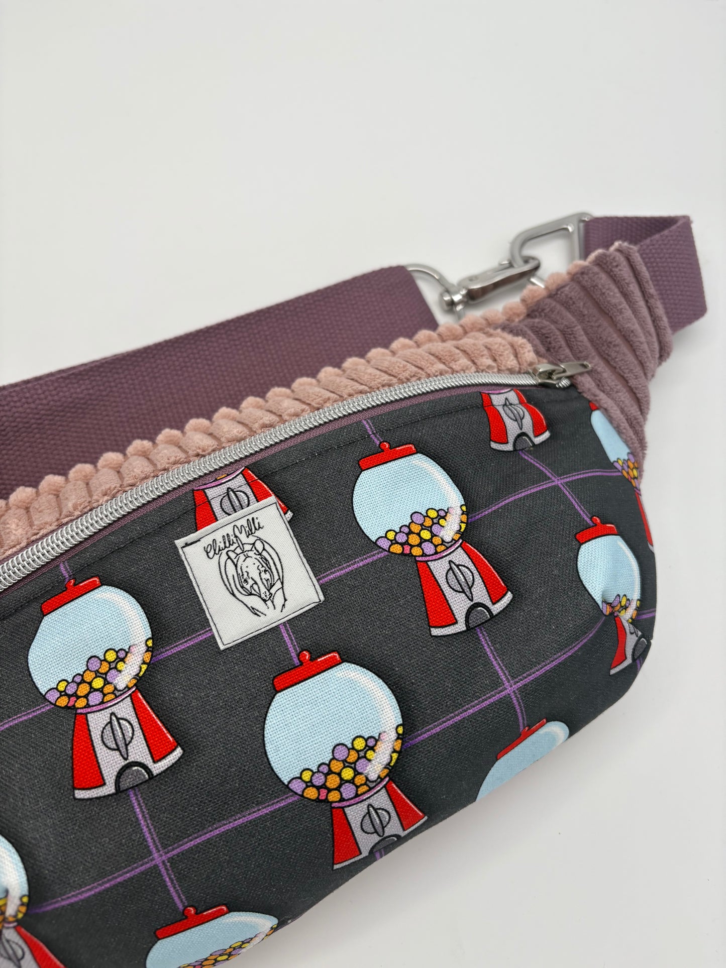 Crossbodybag/ Hipbag II- Farbmix - Kuschelcord- Kaugummi