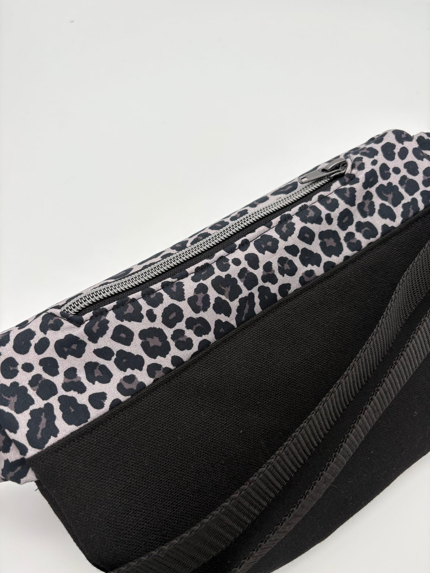 Hipbag- Leo