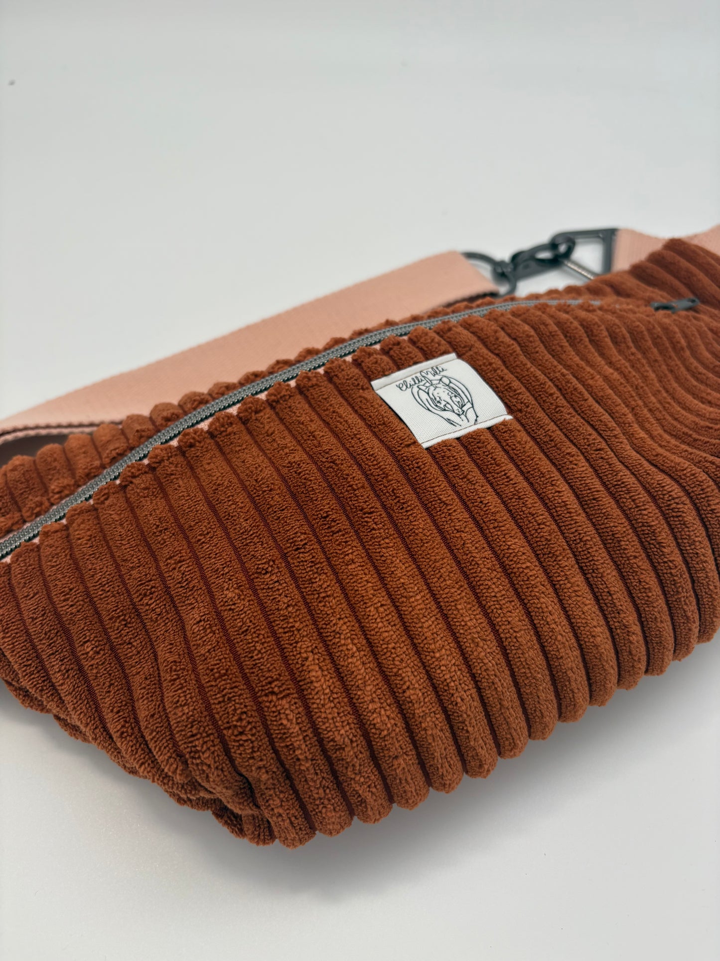 Crossbodybag/ Hipbag- Kaffee rosa Kuschelcord