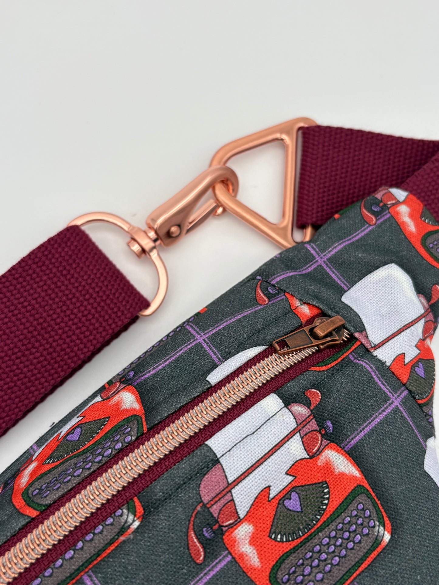 Crossbodybag/ Hipbag- Schreibmaschinen UNIKAT