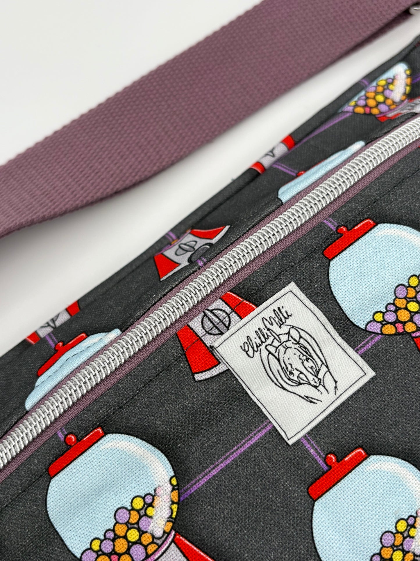Crossbodybag/ Hipbag- Kaugummiautomaten UNIKAT