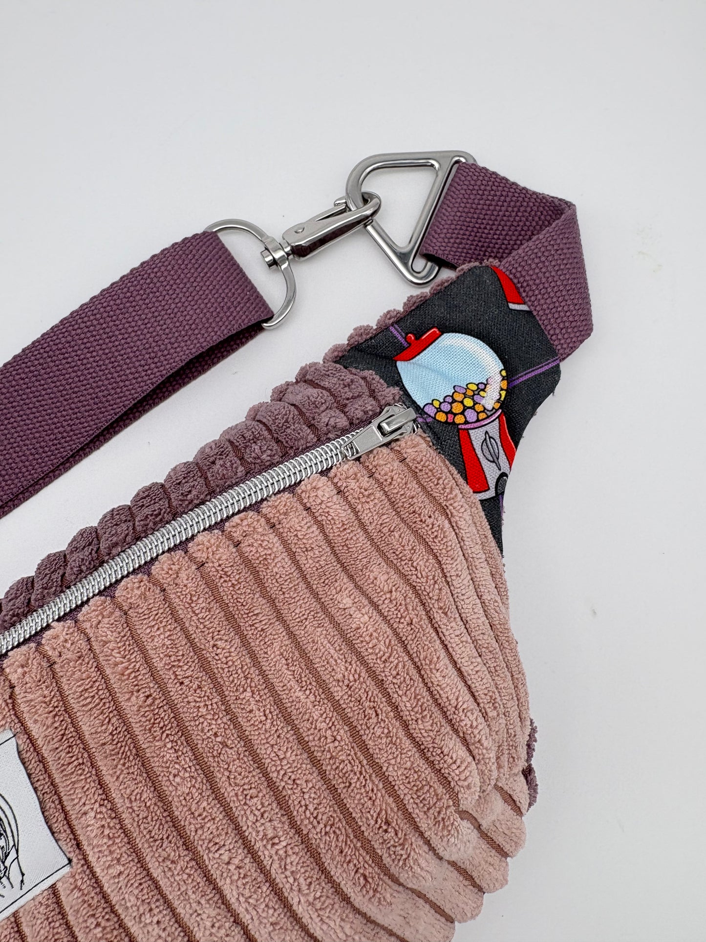 Crossbodybag/ Hipbag I- Farbmix - Kuschelcord- Kaugummi