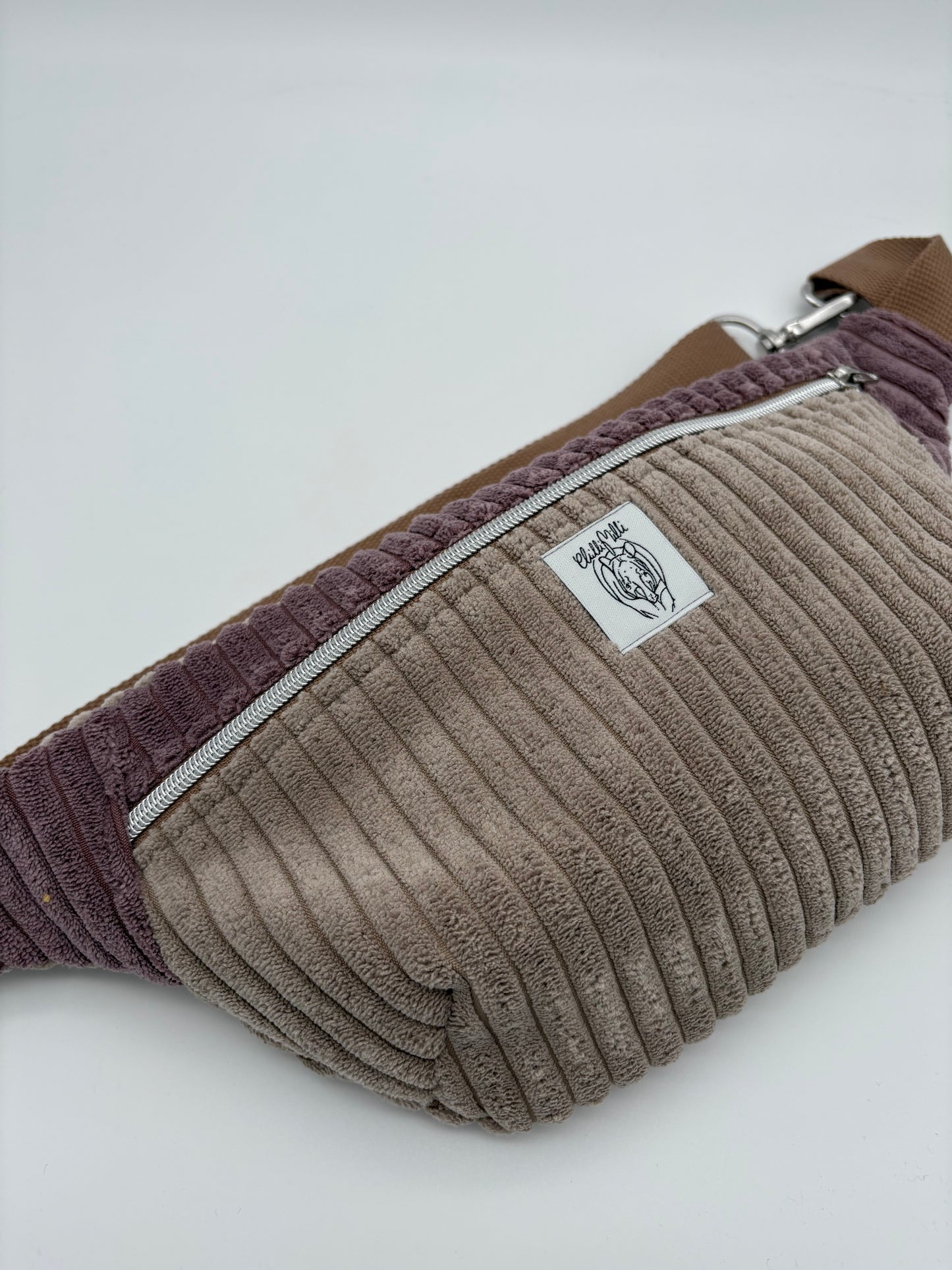 Crossbodybag/ Hipbag- Farbmix - Kuschelcord Flieder III