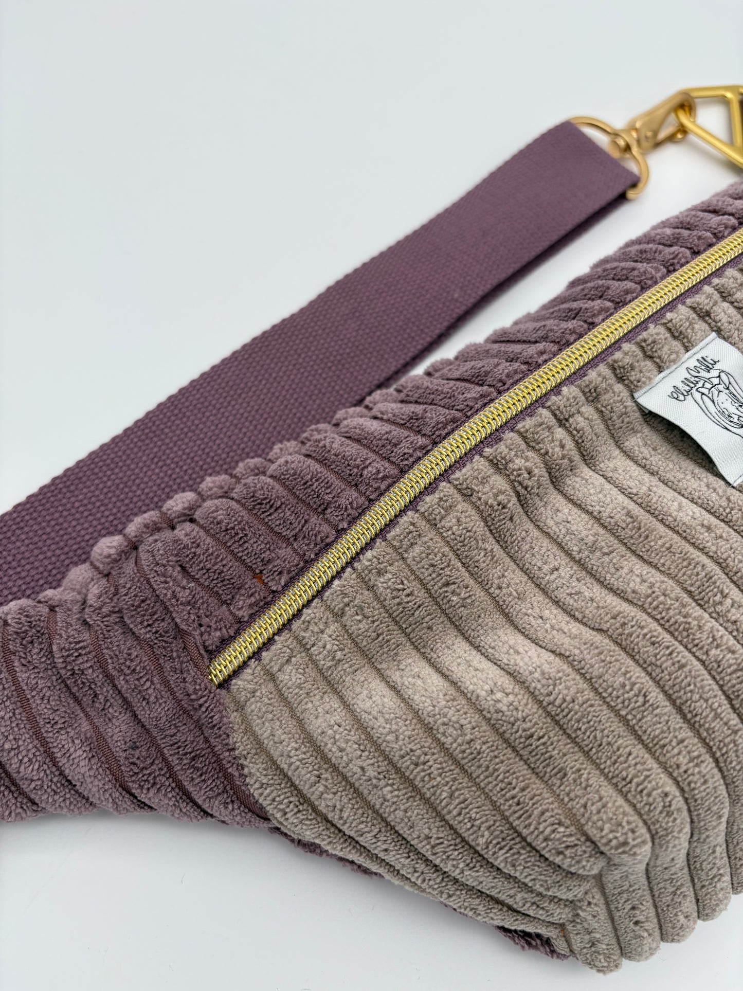 Crossbodybag/ Hipbag- Farbmix - Kuschelcord Flieder III