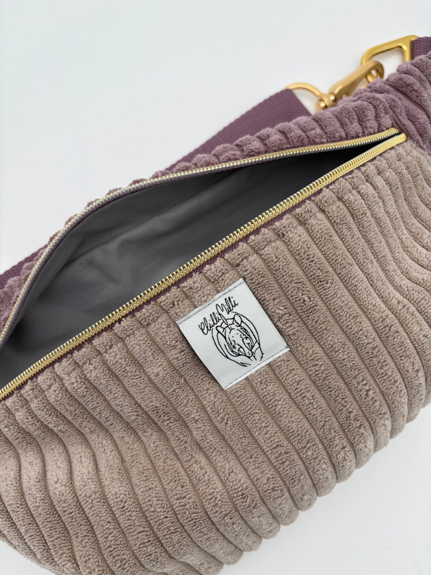 Crossbodybag/ Hipbag- Farbmix - Kuschelcord Flieder III