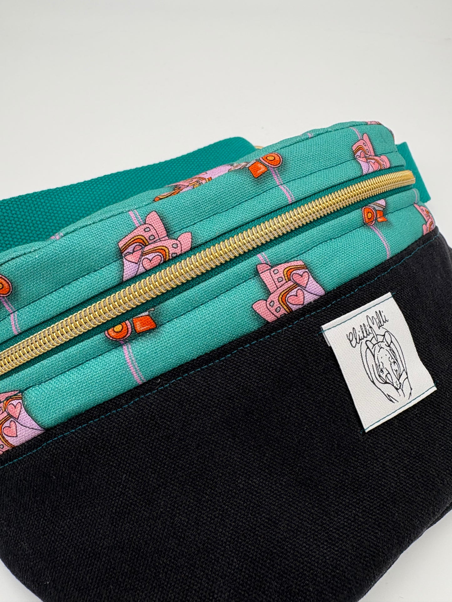 Hipbag- Retro Rollschuhe