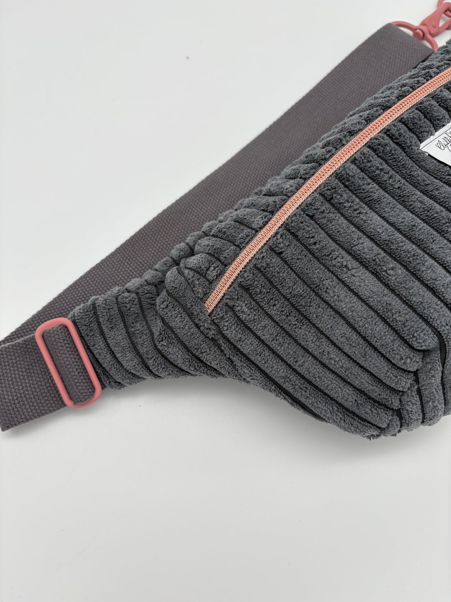 Crossbodybag/ Hipbag- Anthrazit Kuschelcord