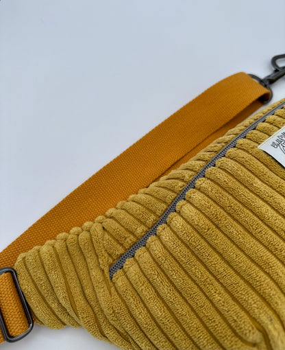 Crossbodybag/ Hipbag- Senf Kuschelcord