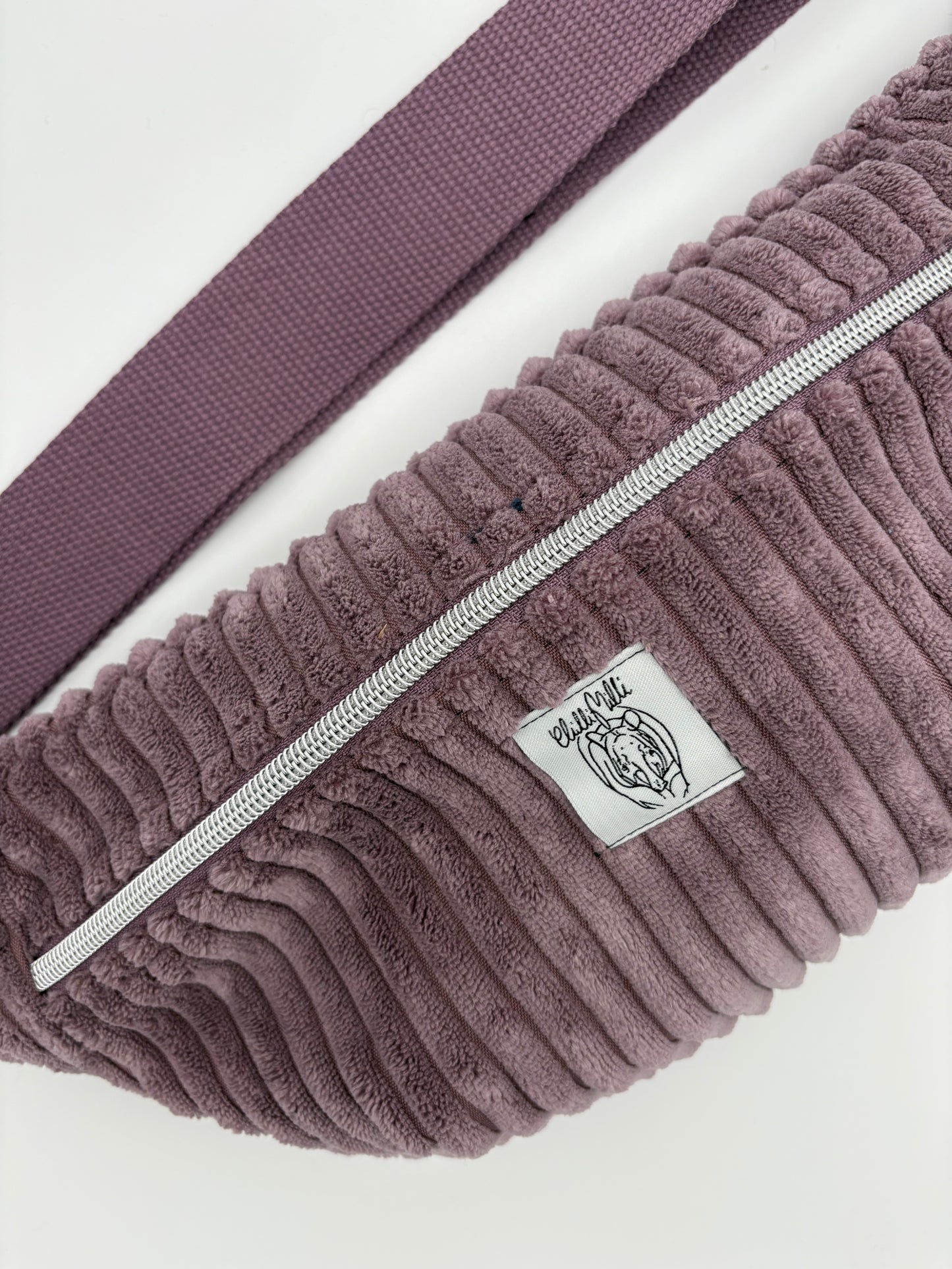 Crossbodybag/ Hipbag- Flieder Kuschelcord
