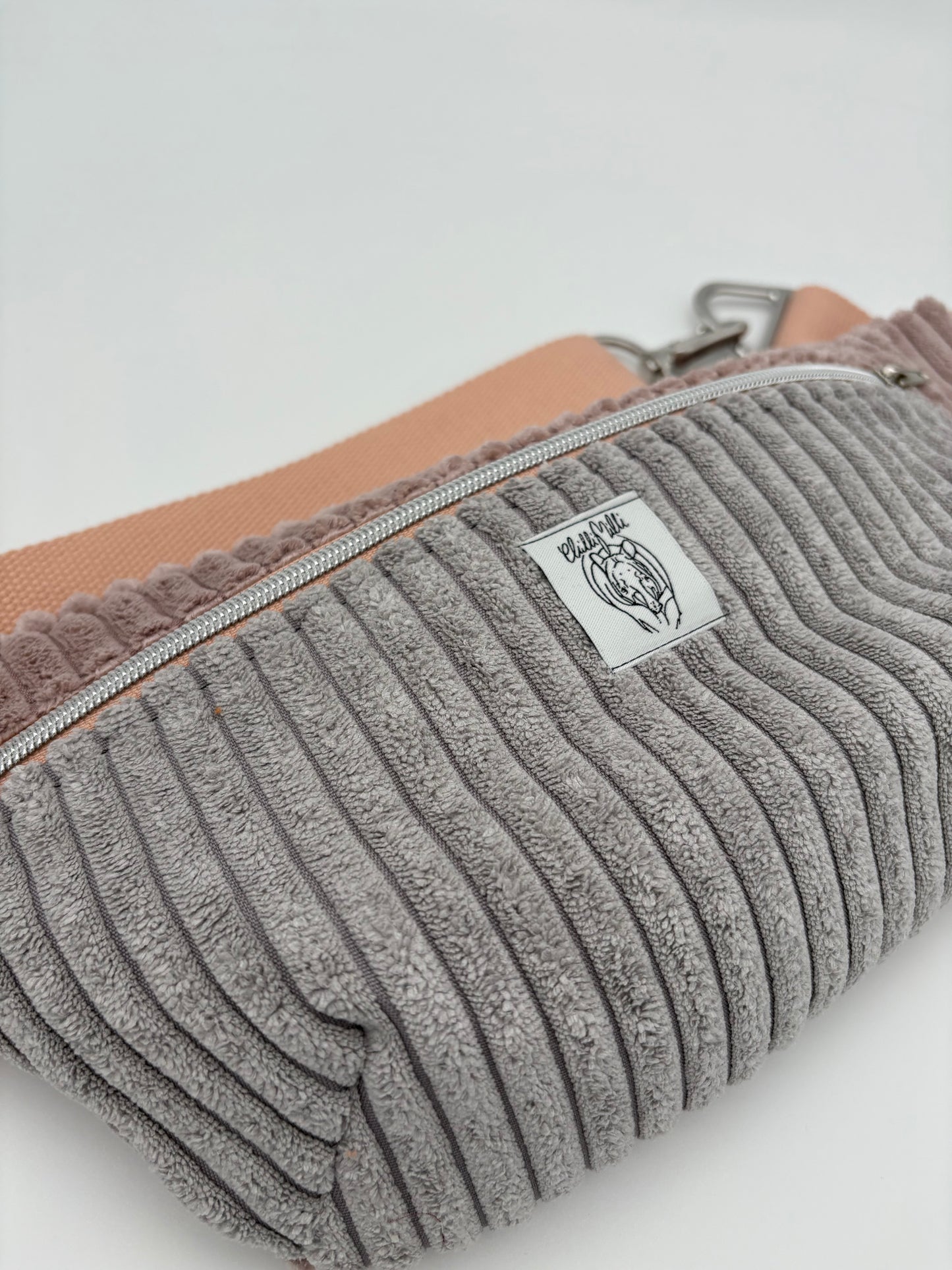 Crossbodybag/ Hipbag- Farbmix - Kuschelcord AltRosa ll
