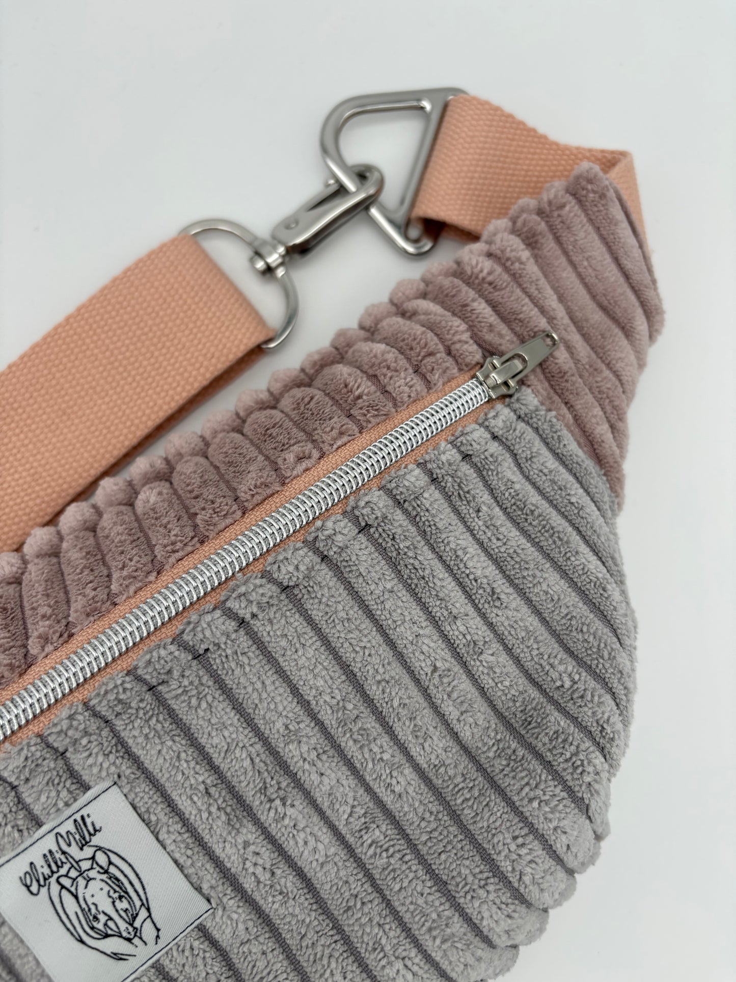 Crossbodybag/ Hipbag- Farbmix - Kuschelcord AltRosa ll