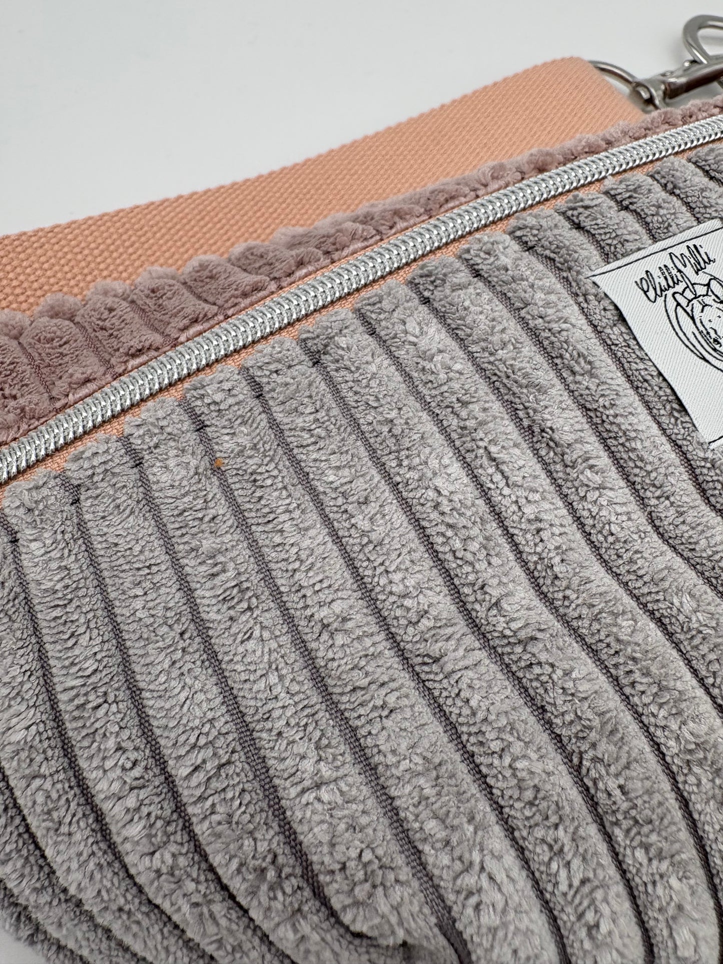 Crossbodybag/ Hipbag- Farbmix - Kuschelcord AltRosa ll