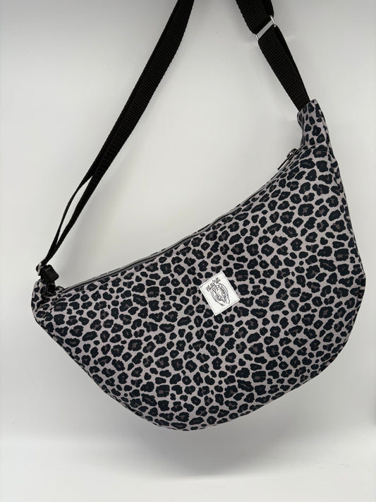 Moonbag- Leo