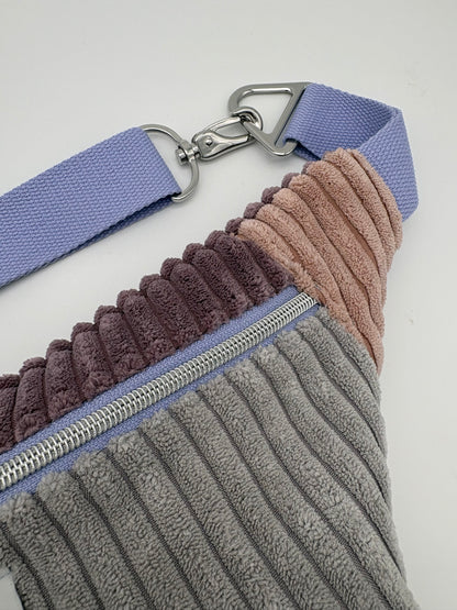 Crossbodybag/ Hipbag- Farbmix -Winter Kuschelcord