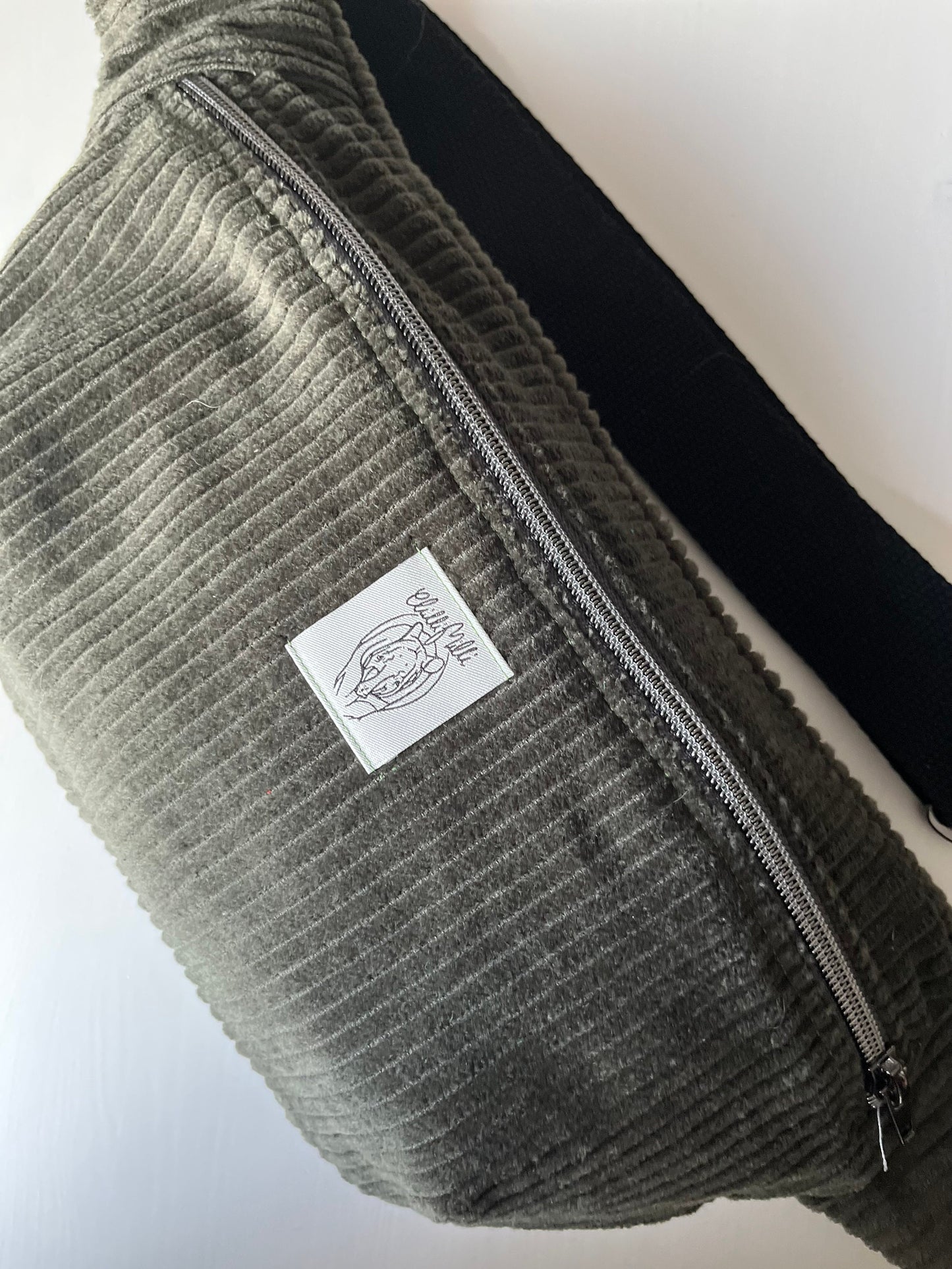 Crossbodybag/ Hipbag- Tanne cord