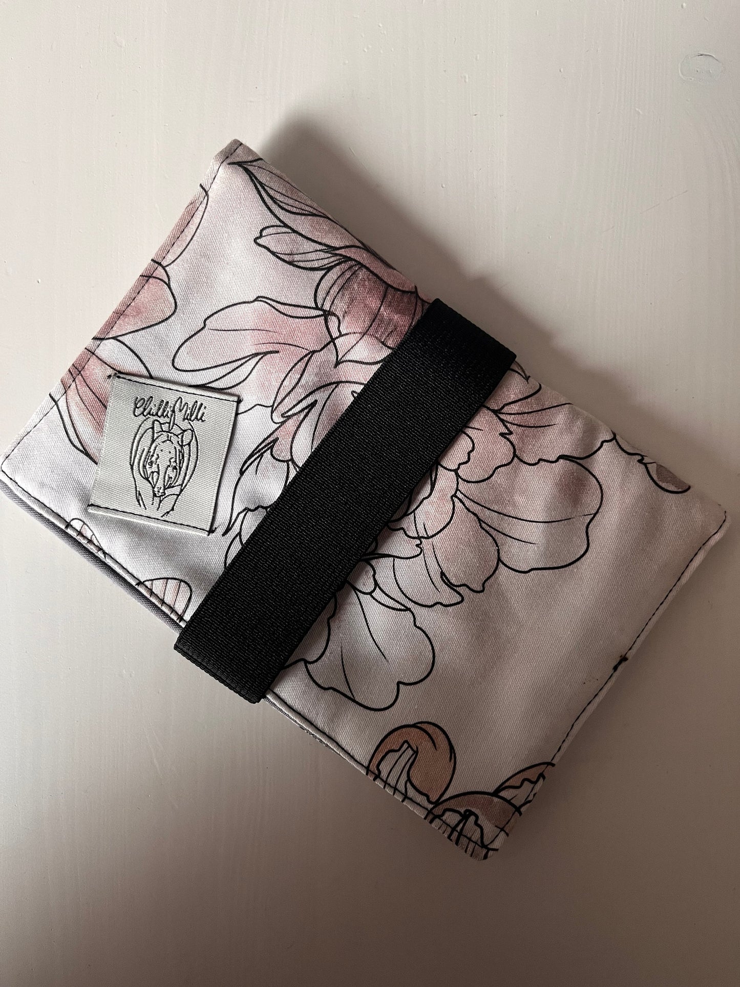 Tabaktasche, tabakbeutel, dreherbeutel, Motte, aminal