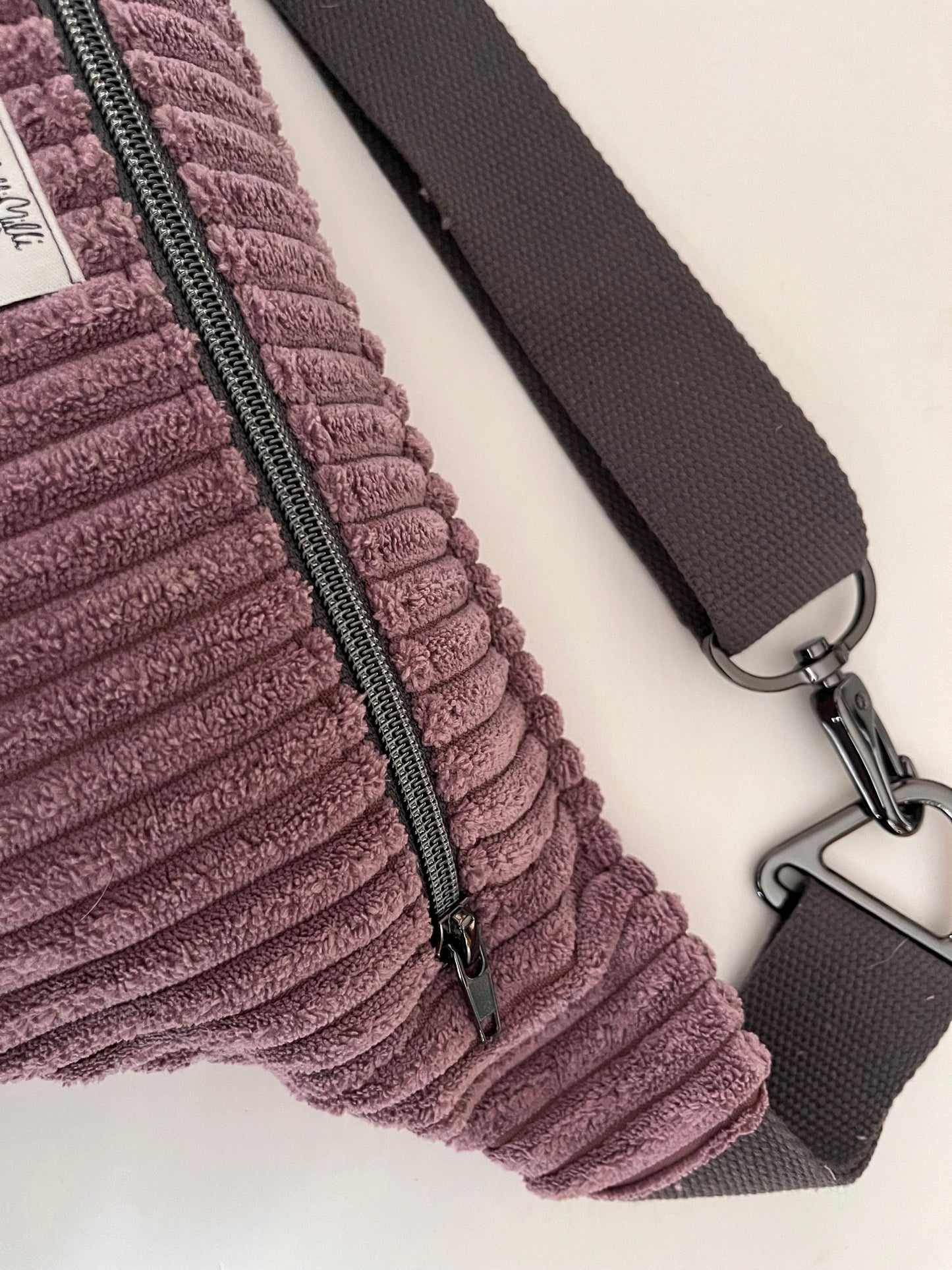 Crossbodybag/ Hipbag- Altrosa Kuschelcord