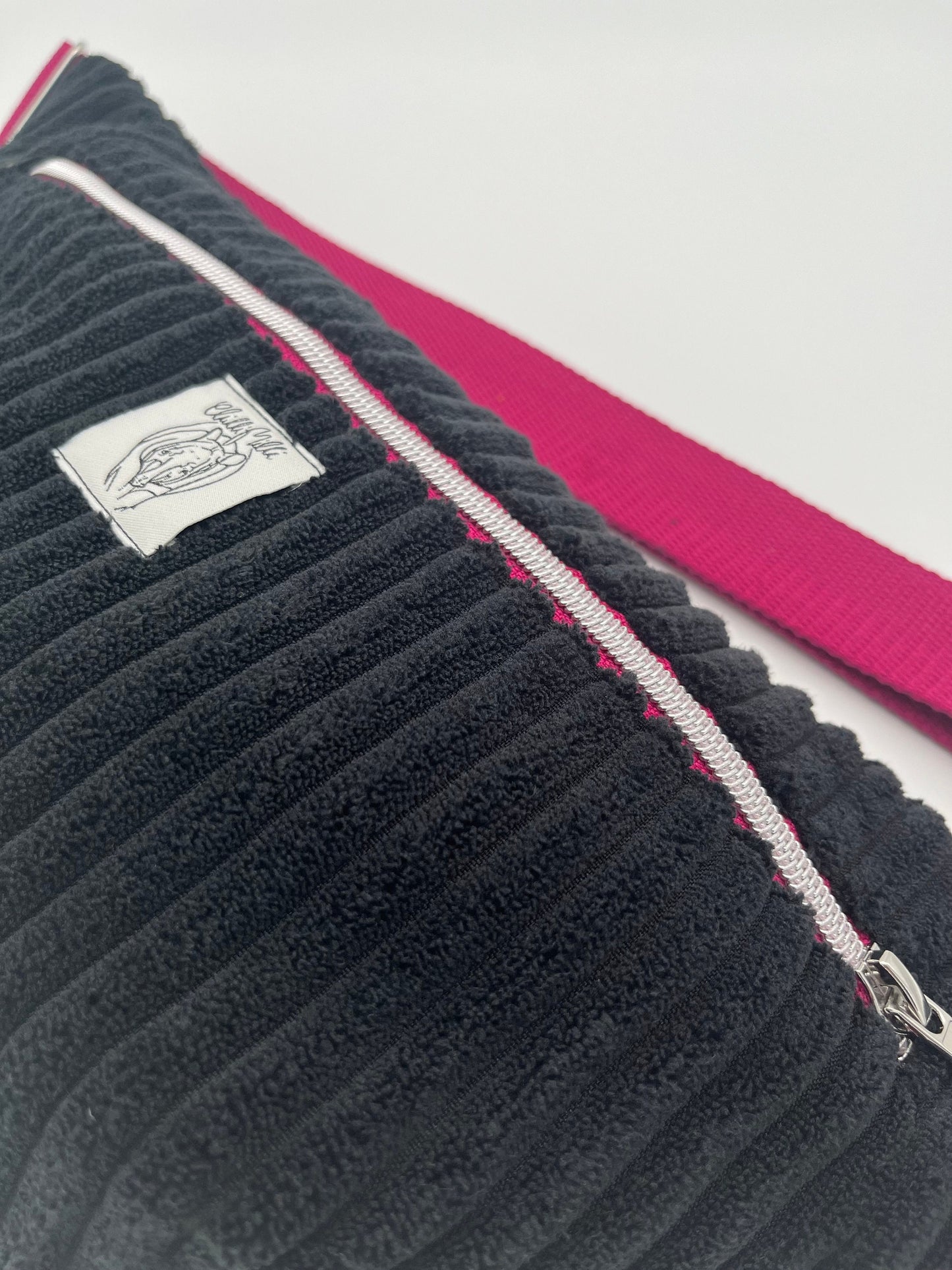 Crossbodybag/ Hipbag- , Schwarz, Kuschelcord