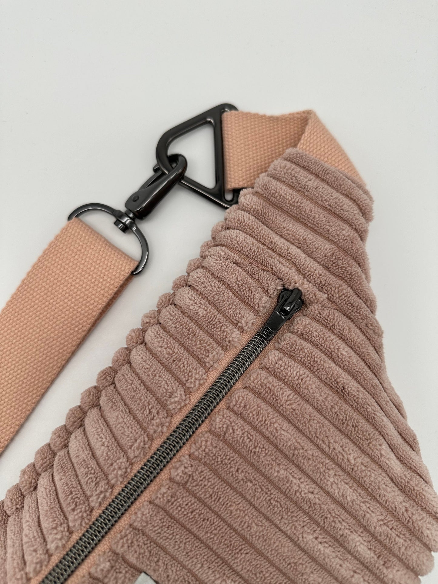 Crossbodybag/ Hipbag- rosa Kuschelcord
