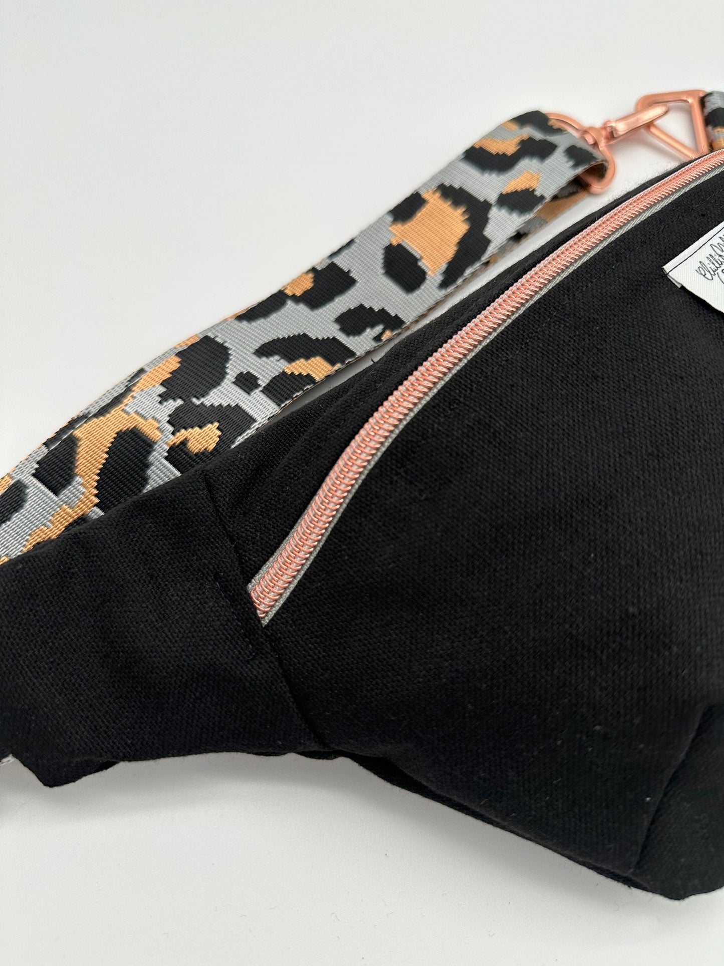 Crossbodybag/ Hipbag- Schwarz, Leo